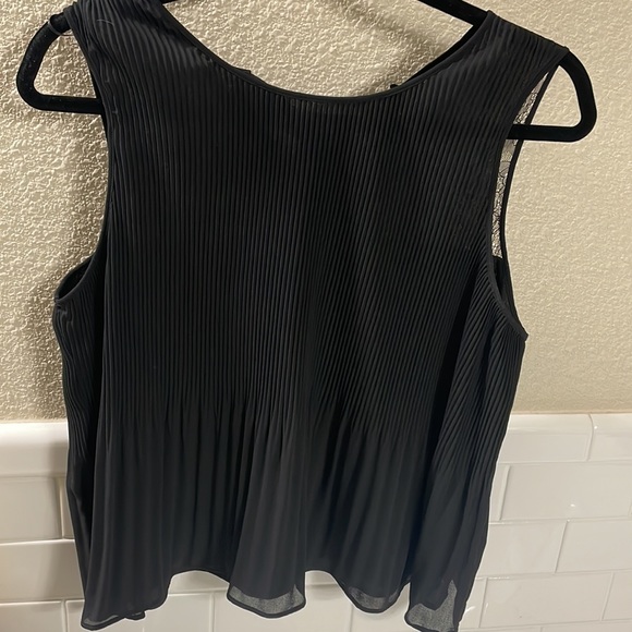 Zara NEW with Tags Black pleated Lace top - Picture 4 of 9